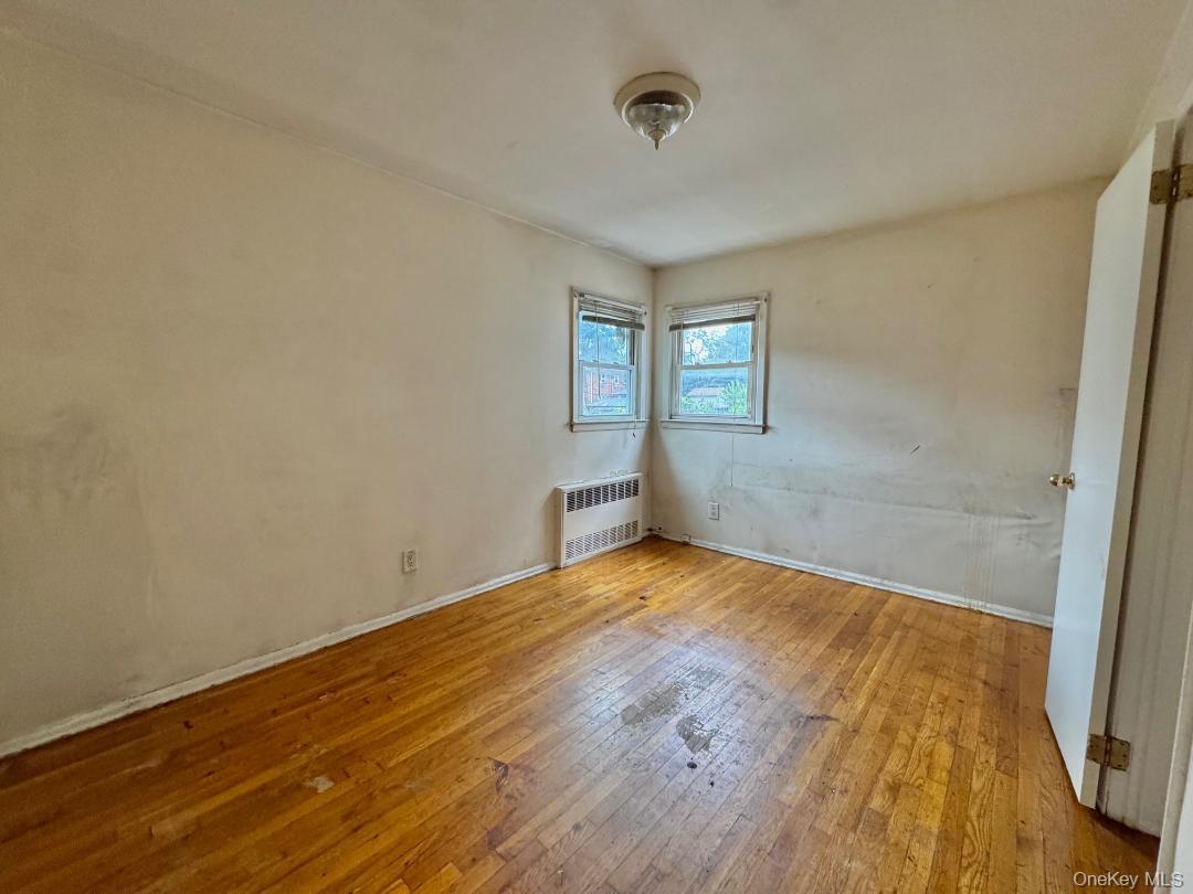 425-427 Front Street, Hempstead, NY 11550