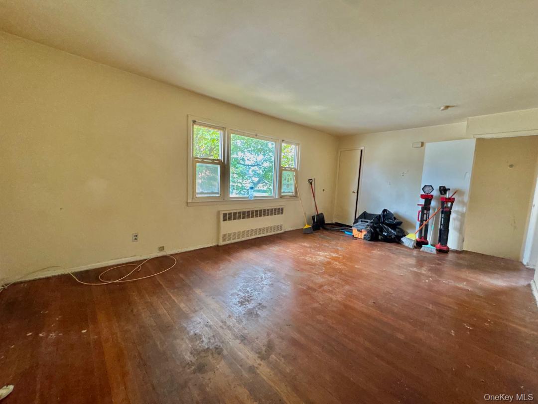 425-427 Front Street, Hempstead, NY 11550