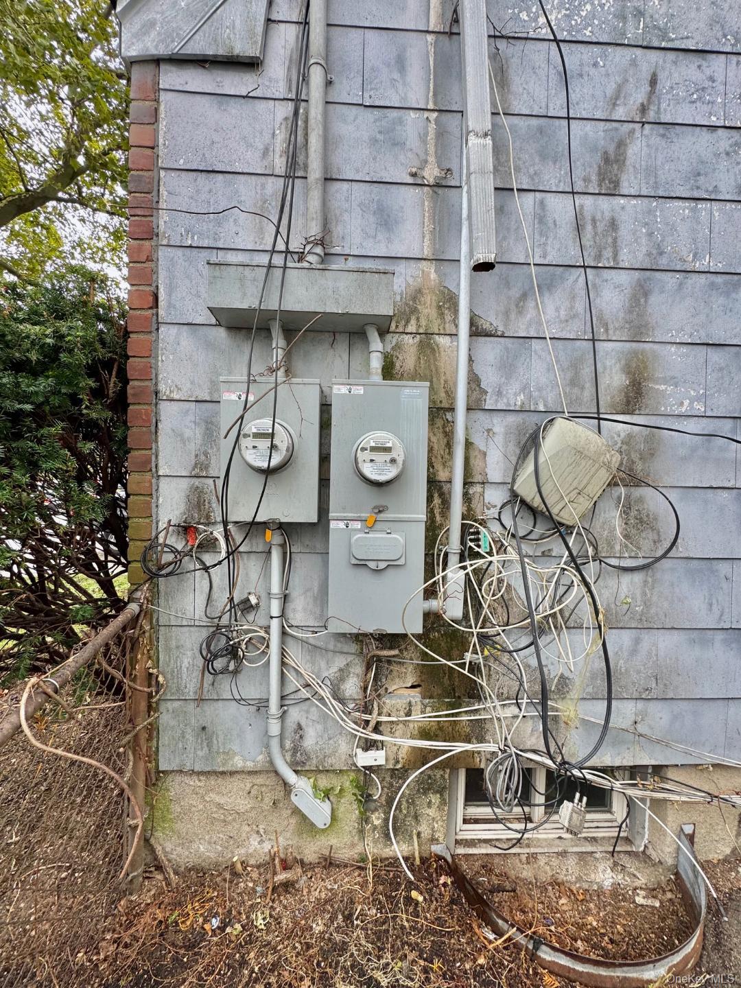 425-427 Front Street, Hempstead, NY 11550