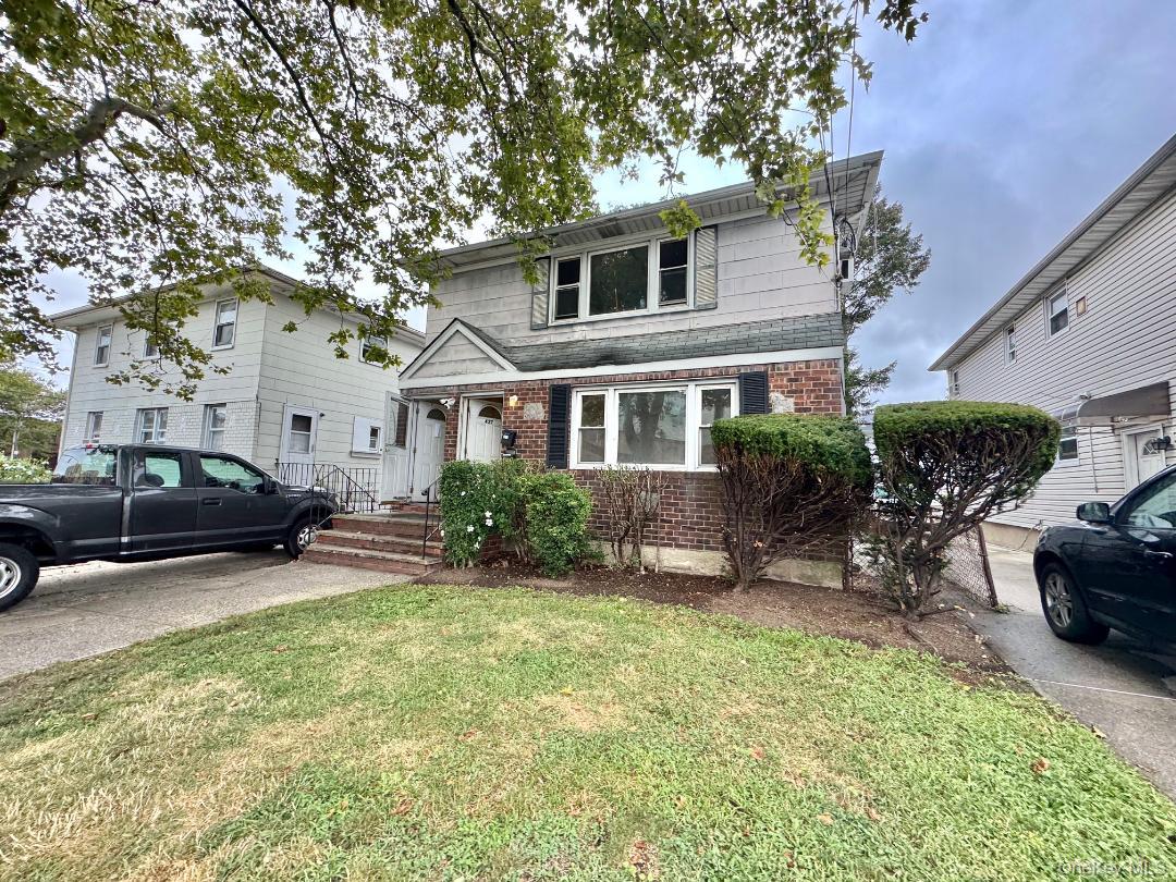 425-427 Front Street, Hempstead, NY 11550
