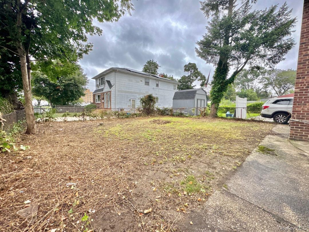 425-427 Front Street, Hempstead, NY 11550