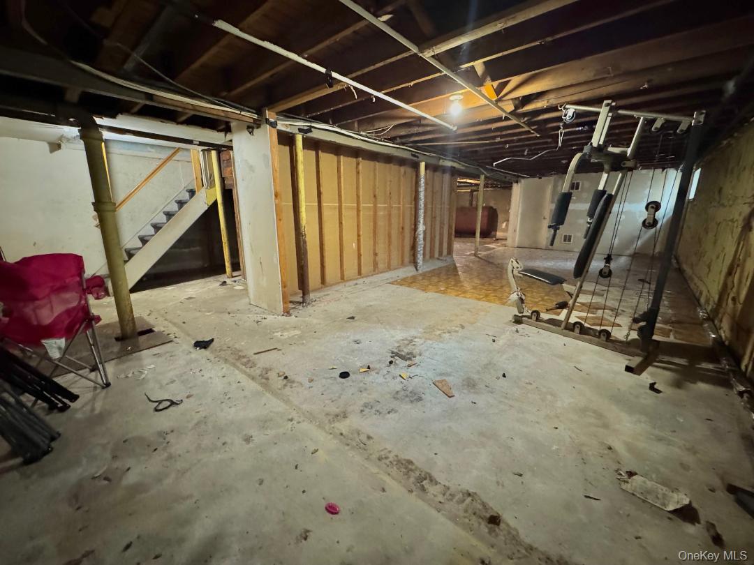 425-427 Front Street, Hempstead, NY 11550