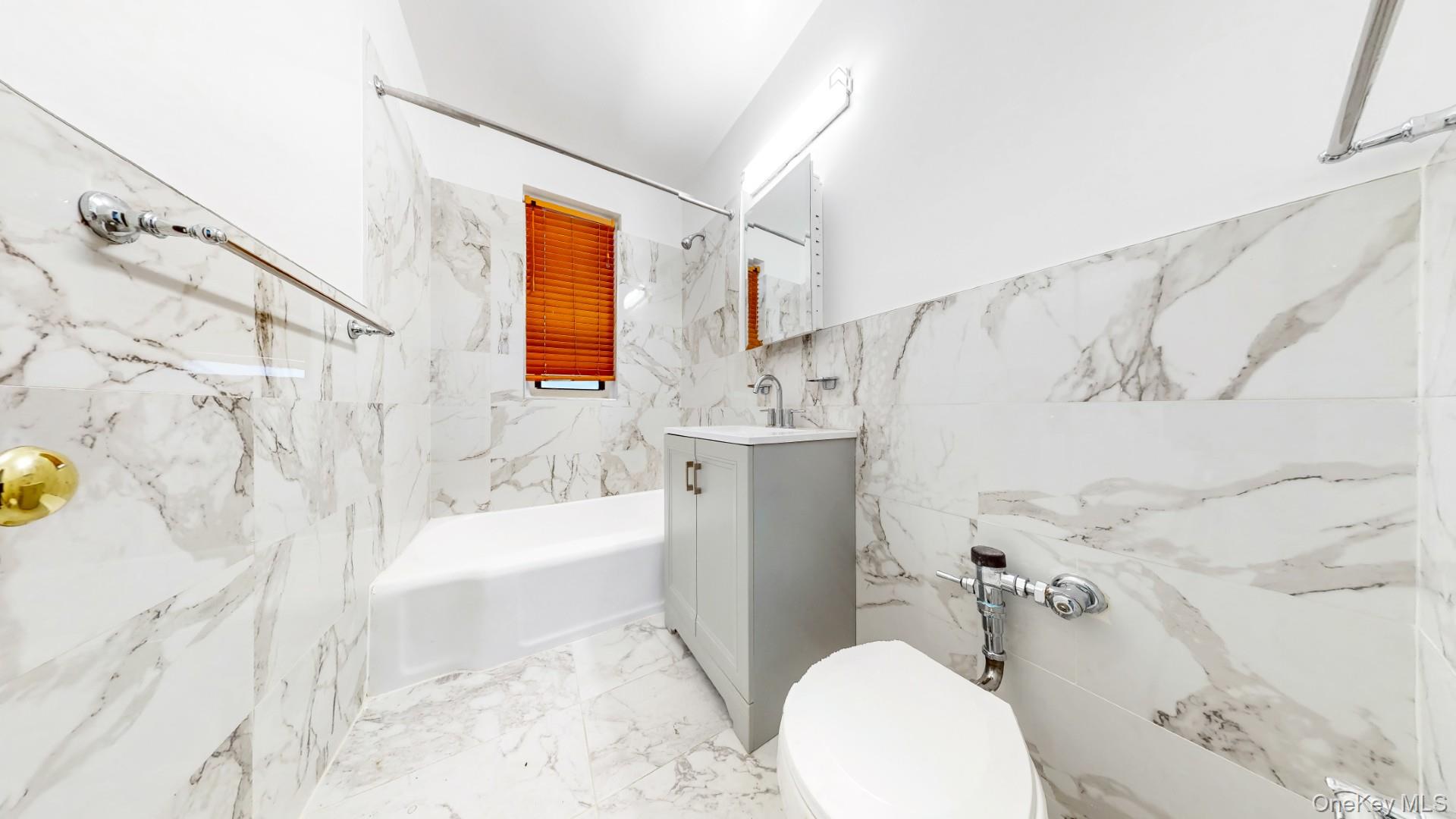 385 Argyle Road # 2K, Brooklyn, NY 11218