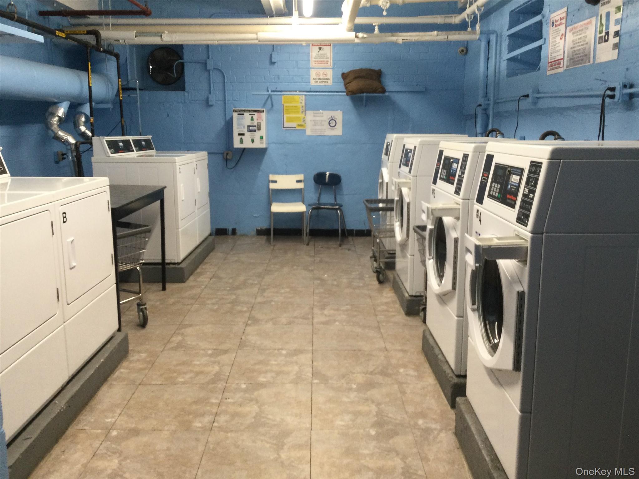 66-10 149 St # 3C, Flushing, NY 11367