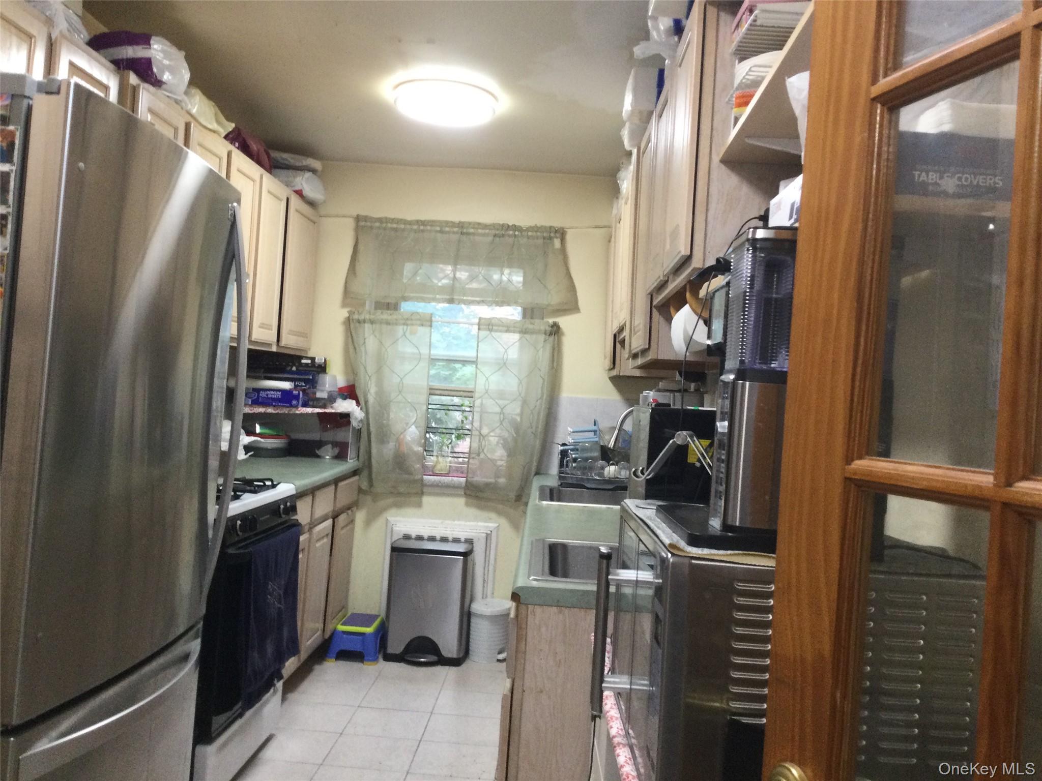 66-10 149 St # 3C, Flushing, NY 11367