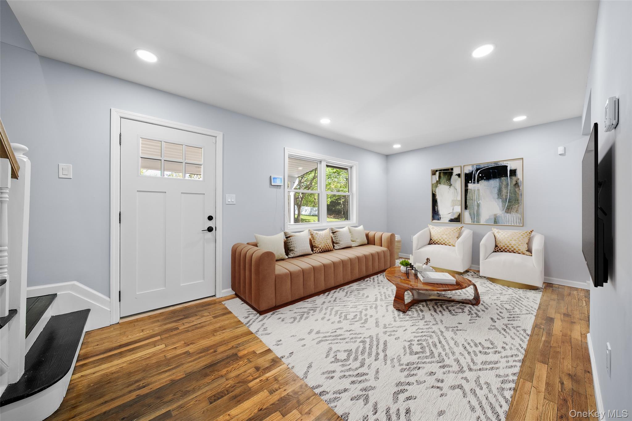 21 Lehigh Avenue, Centereach, NY 11720