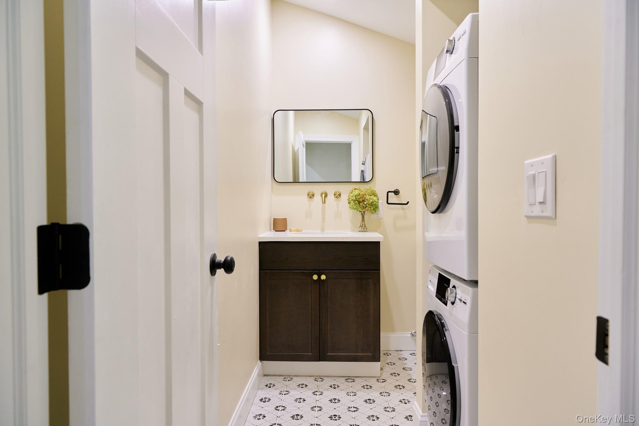 536 River Road, Rhinebeck, NY 12572