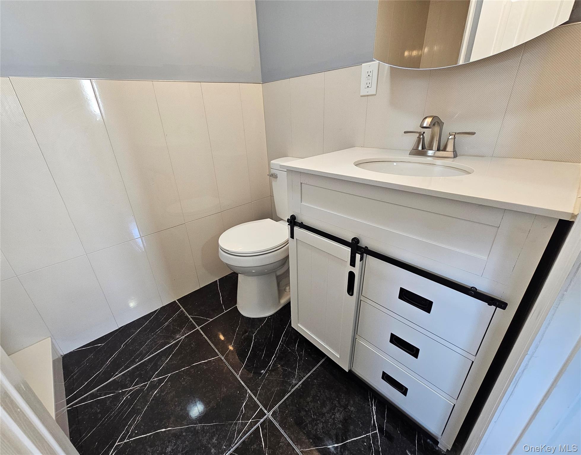 114 Granny Road, Farmingville, NY 11738