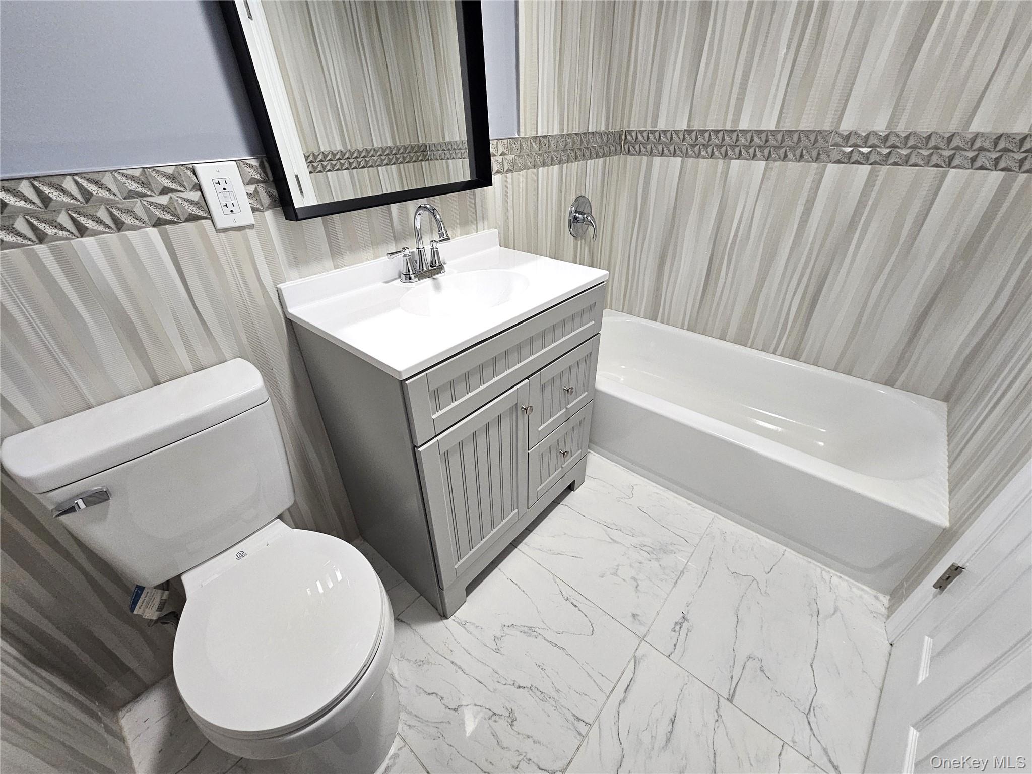 114 Granny Road, Farmingville, NY 11738