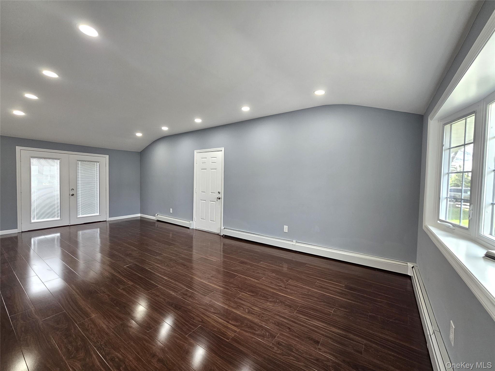 114 Granny Road, Farmingville, NY 11738