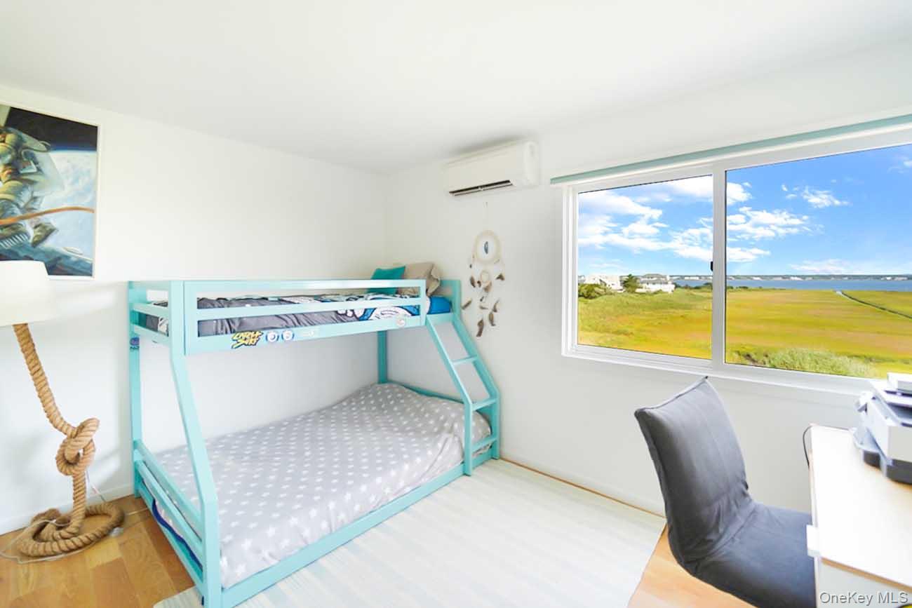 548 Dune Road, Westhampton Beach, NY 11977