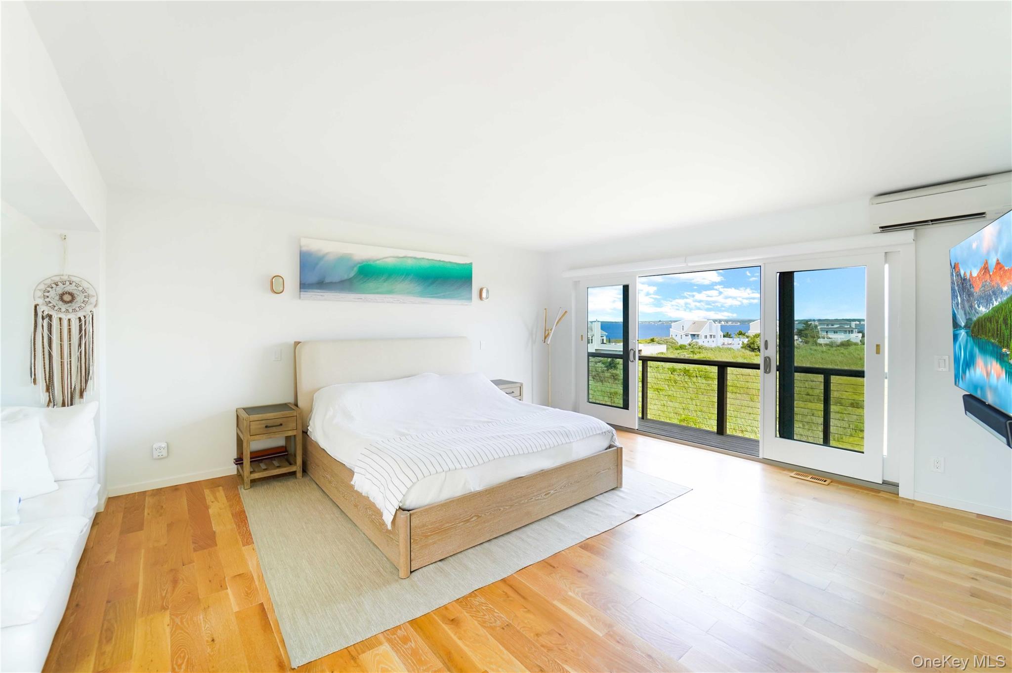 548 Dune Road, Westhampton Beach, NY 11977