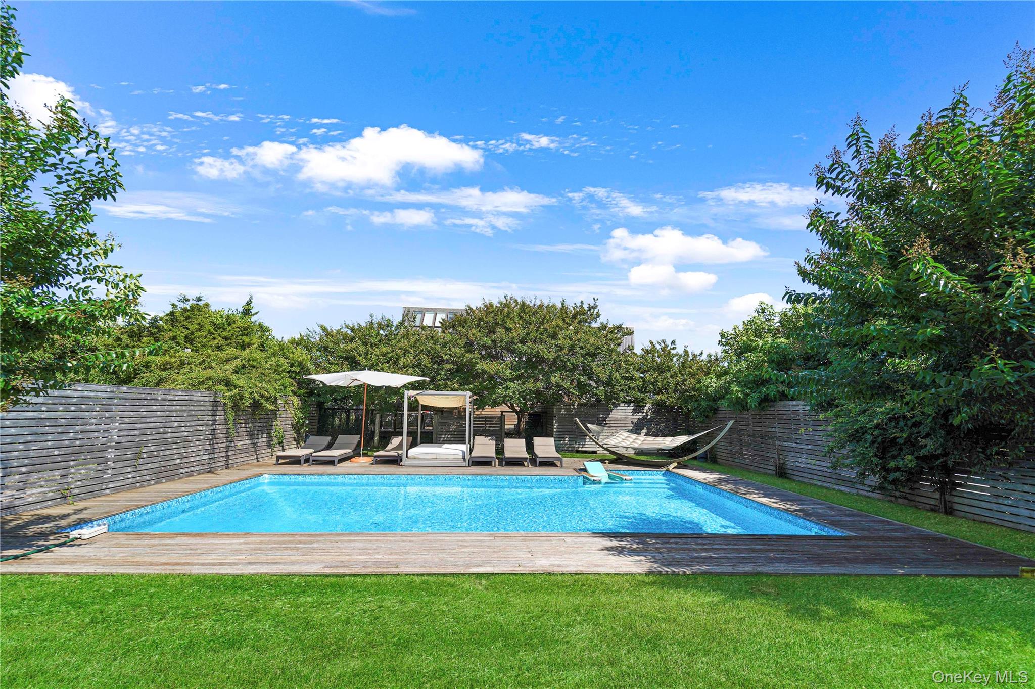 548 Dune Road, Westhampton Beach, NY 11977