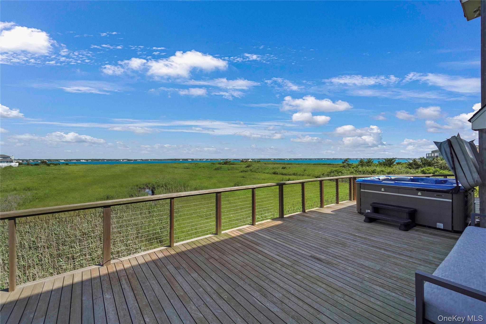 548 Dune Road, Westhampton Beach, NY 11977