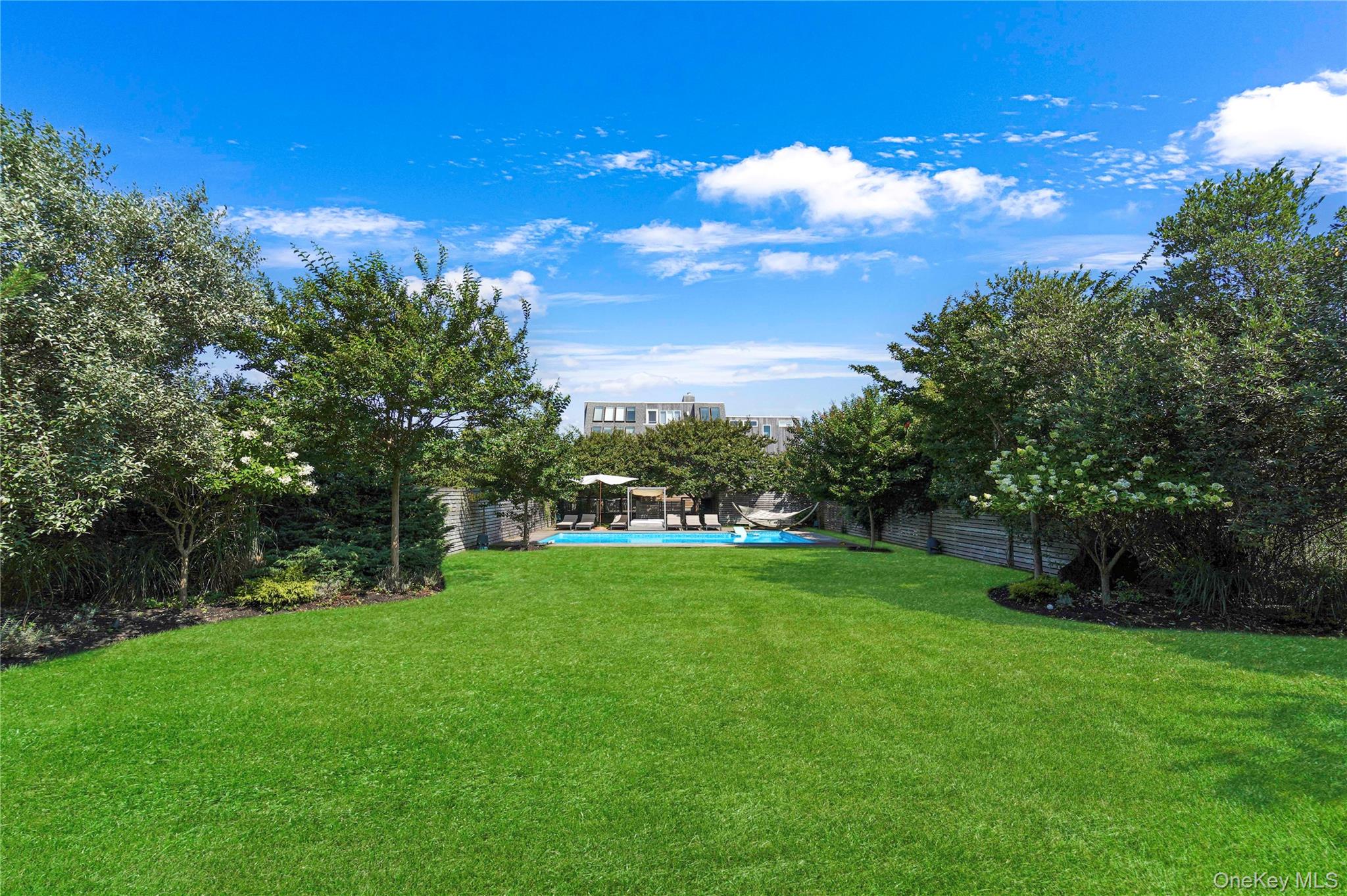 548 Dune Road, Westhampton Beach, NY 11977