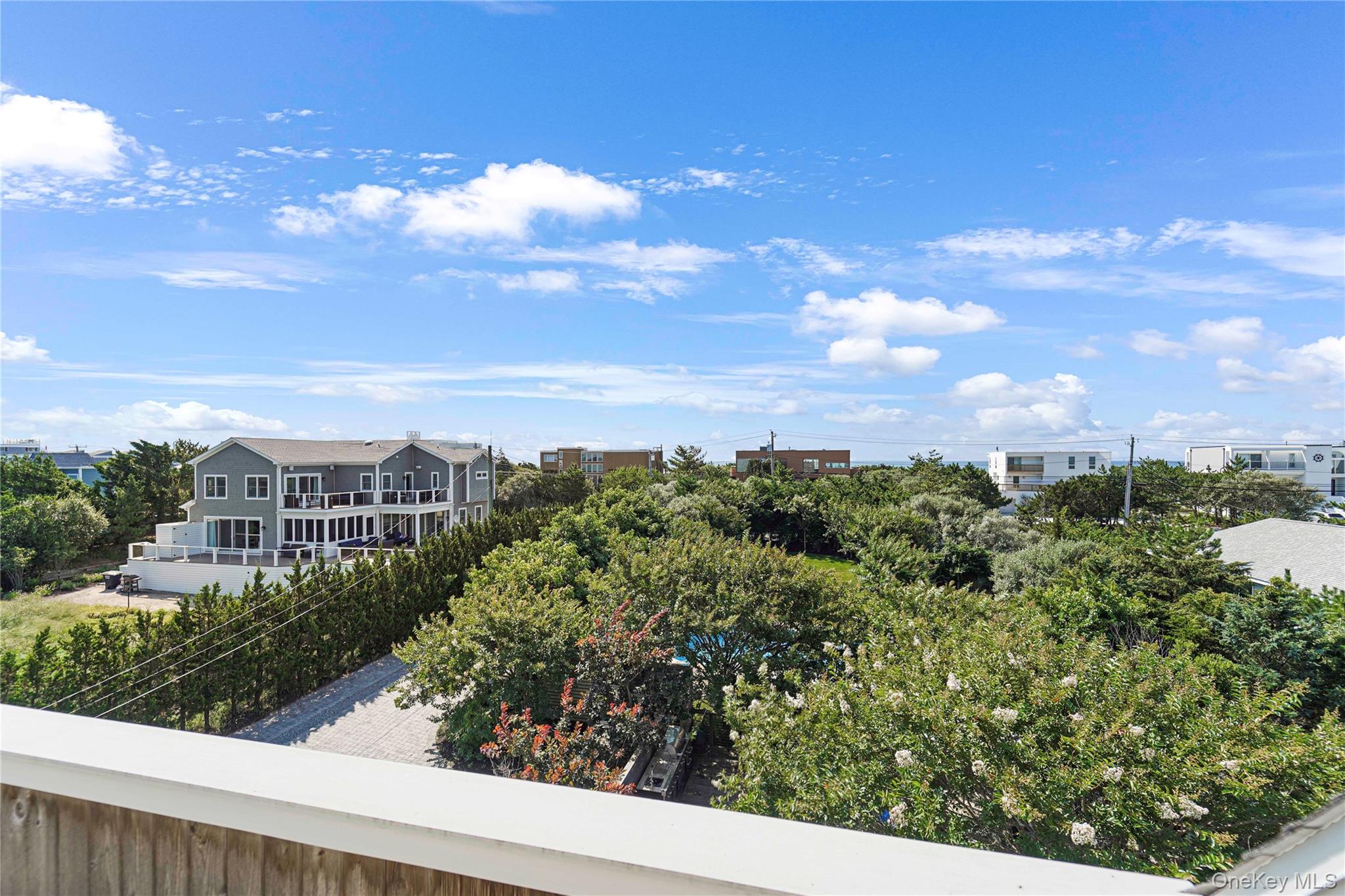 548 Dune Road, Westhampton Beach, NY 11977