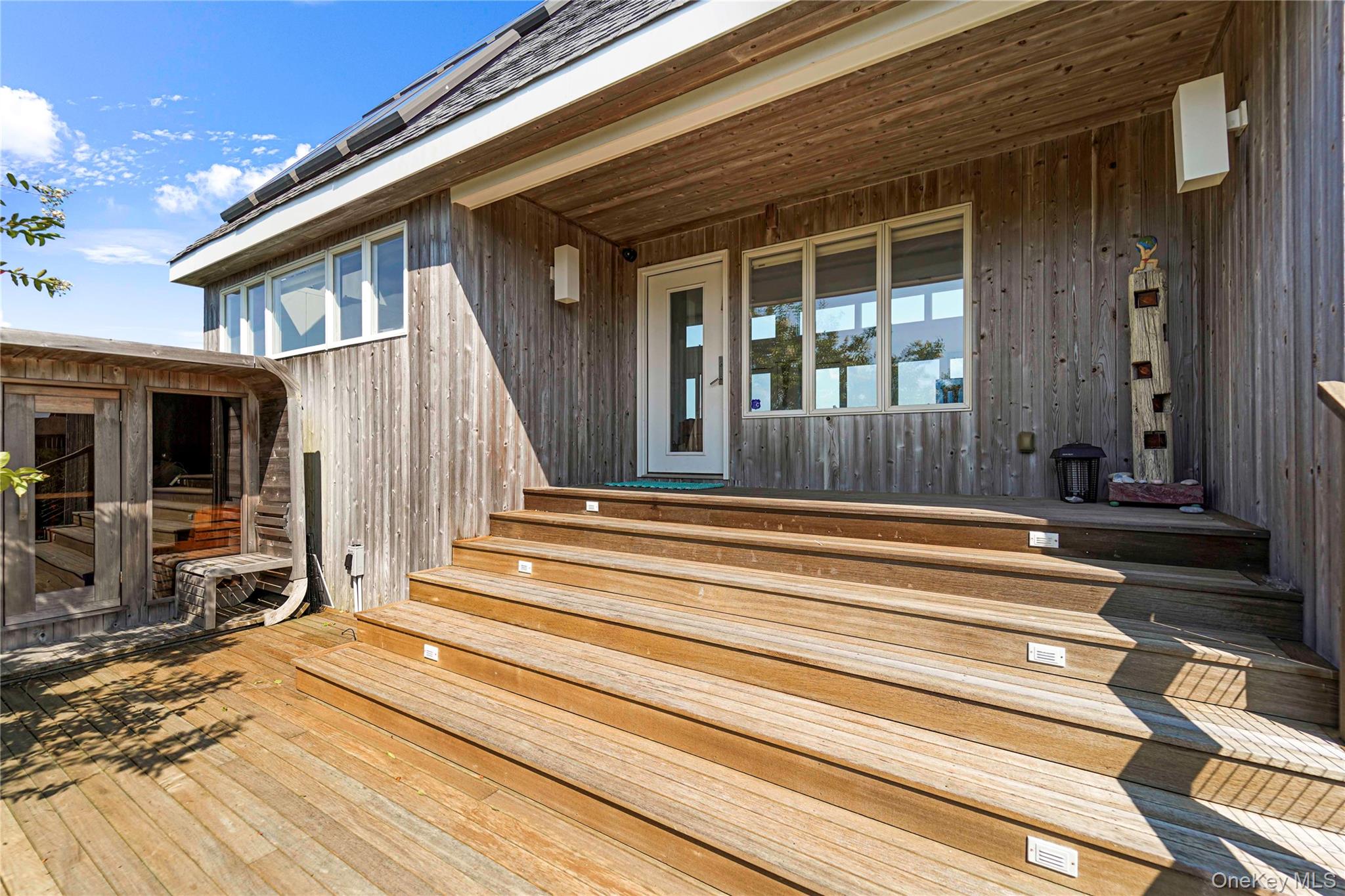 548 Dune Road, Westhampton Beach, NY 11977