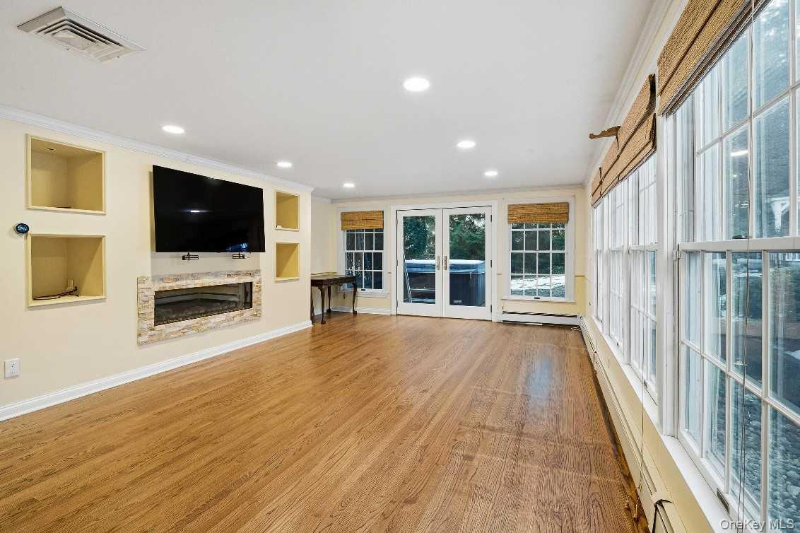 51 Bay Road, Huntington Bay, NY 11743