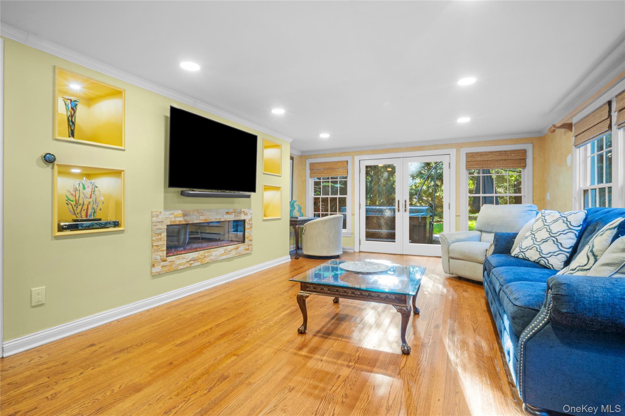 51 Bay Road, Huntington Bay, NY 11743