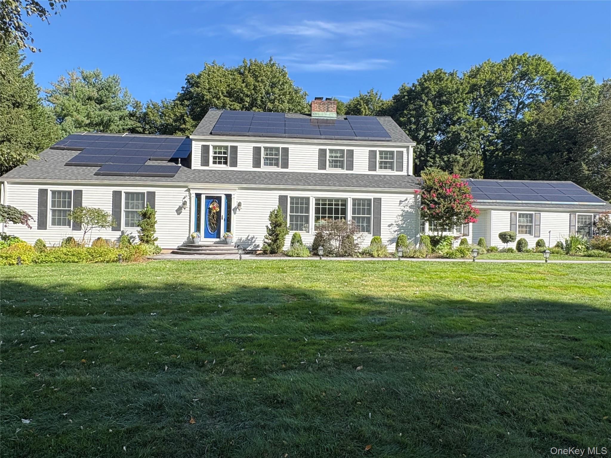 51 Bay Road, Huntington, NY 11743