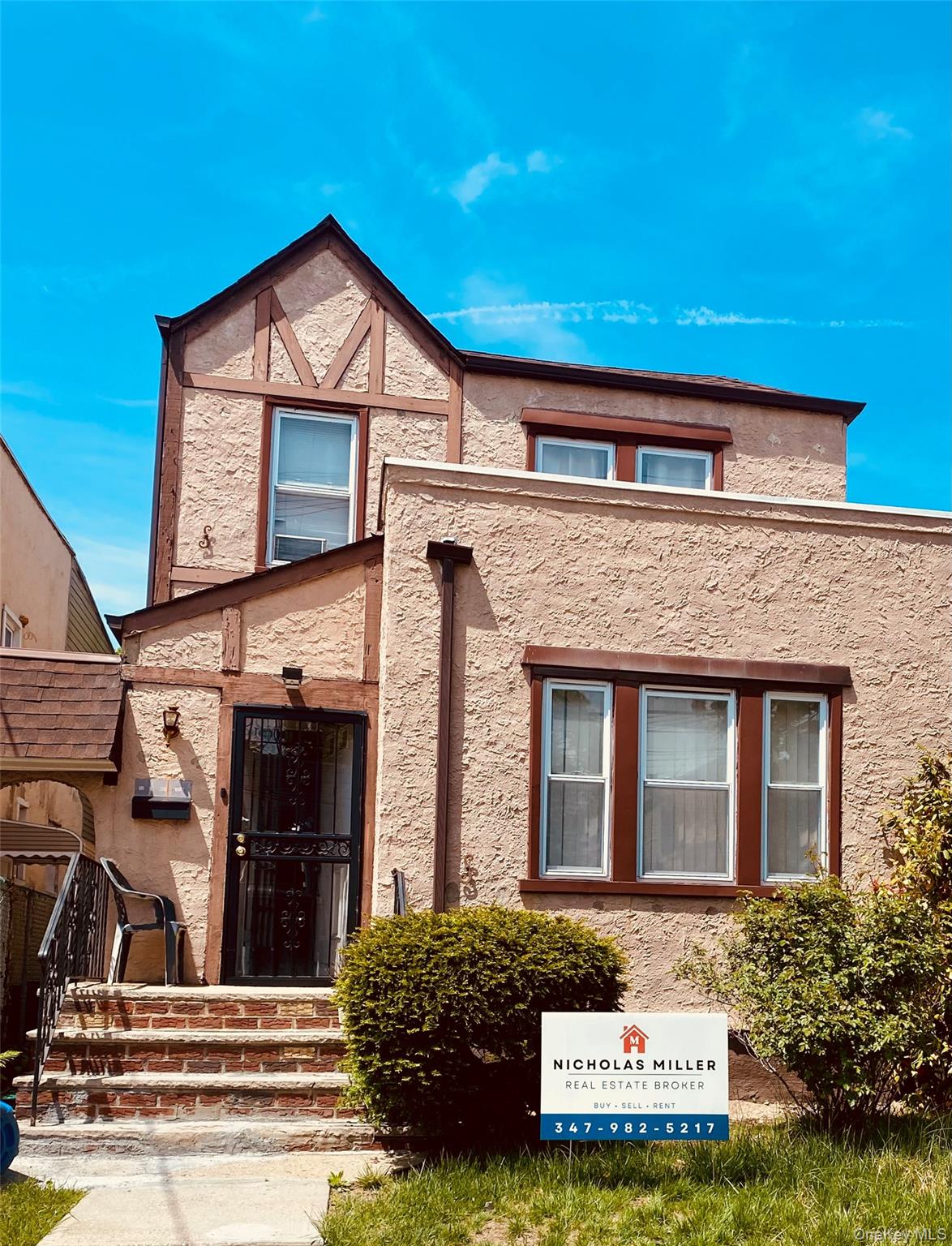 13812 233rd Street, Rosedale, NY 11422