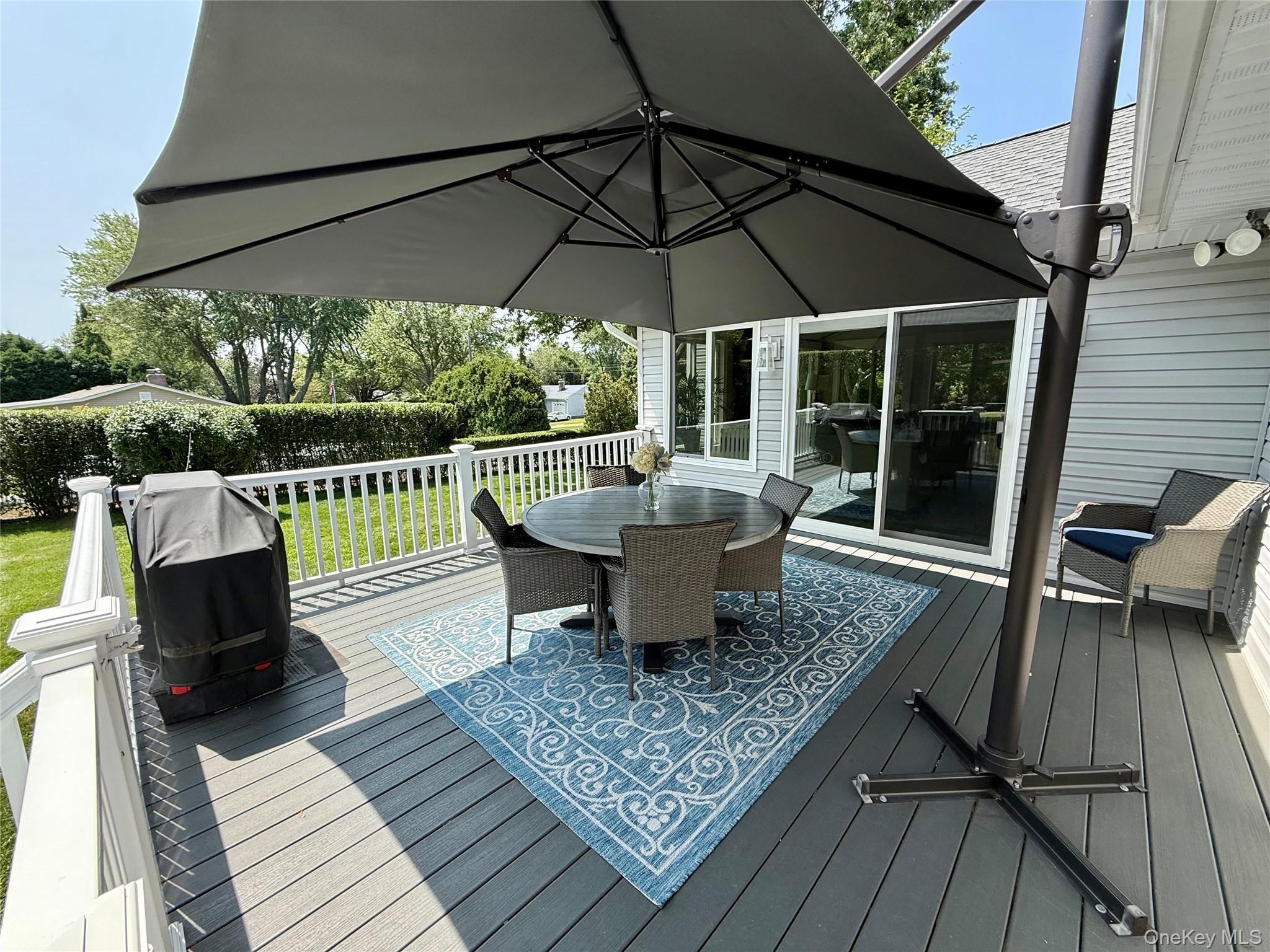 730 Pine Neck Road, Southold, NY 11971