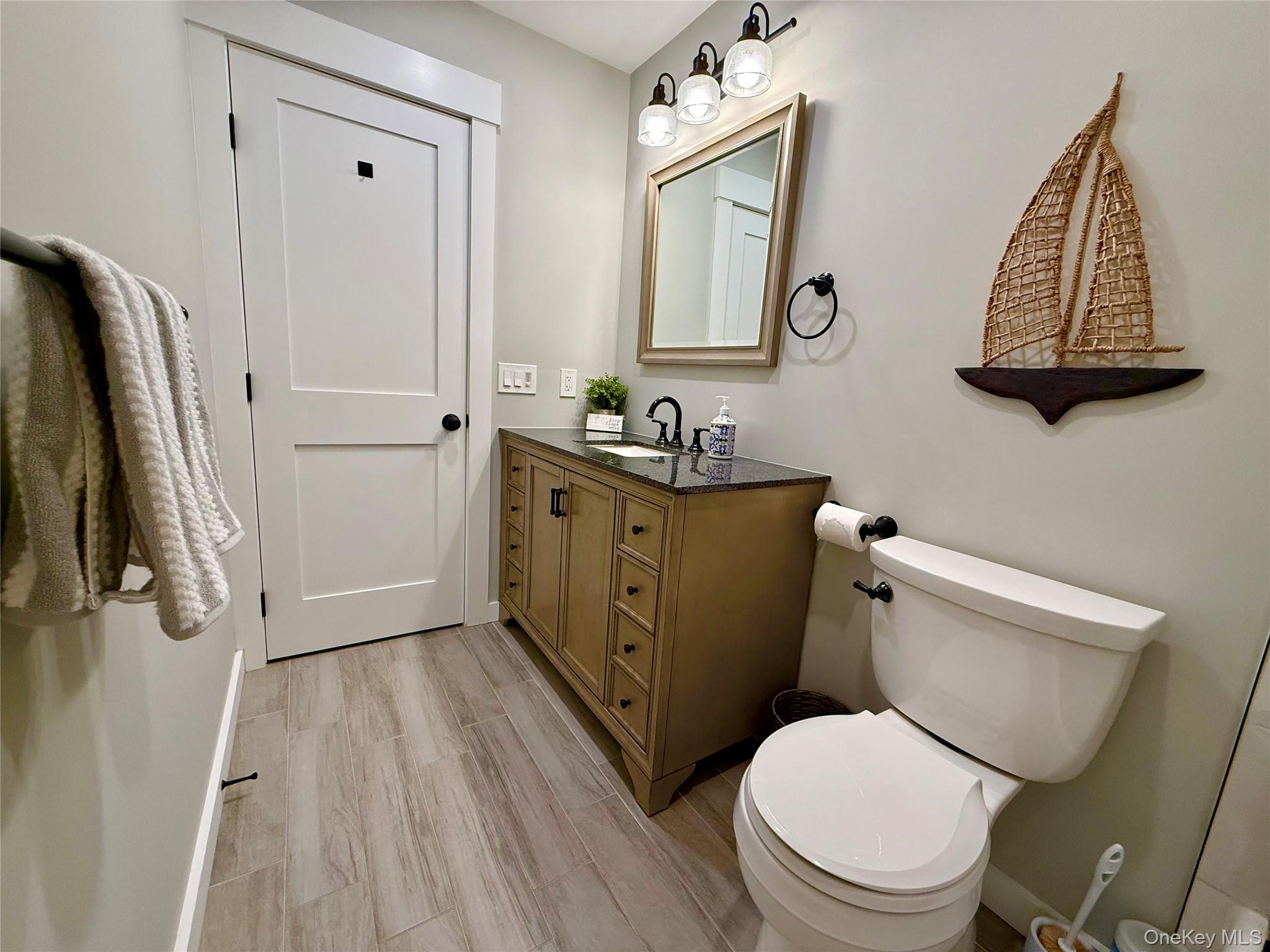 730 Pine Neck Road, Southold, NY 11971