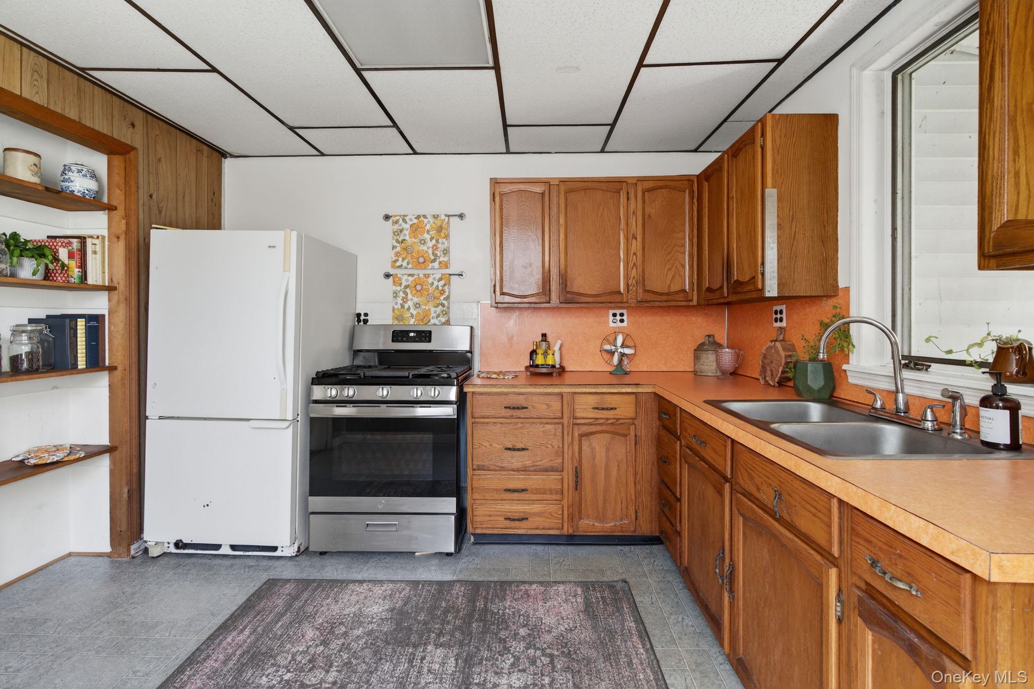 116 2nd Street, Port Ewen, NY 12417