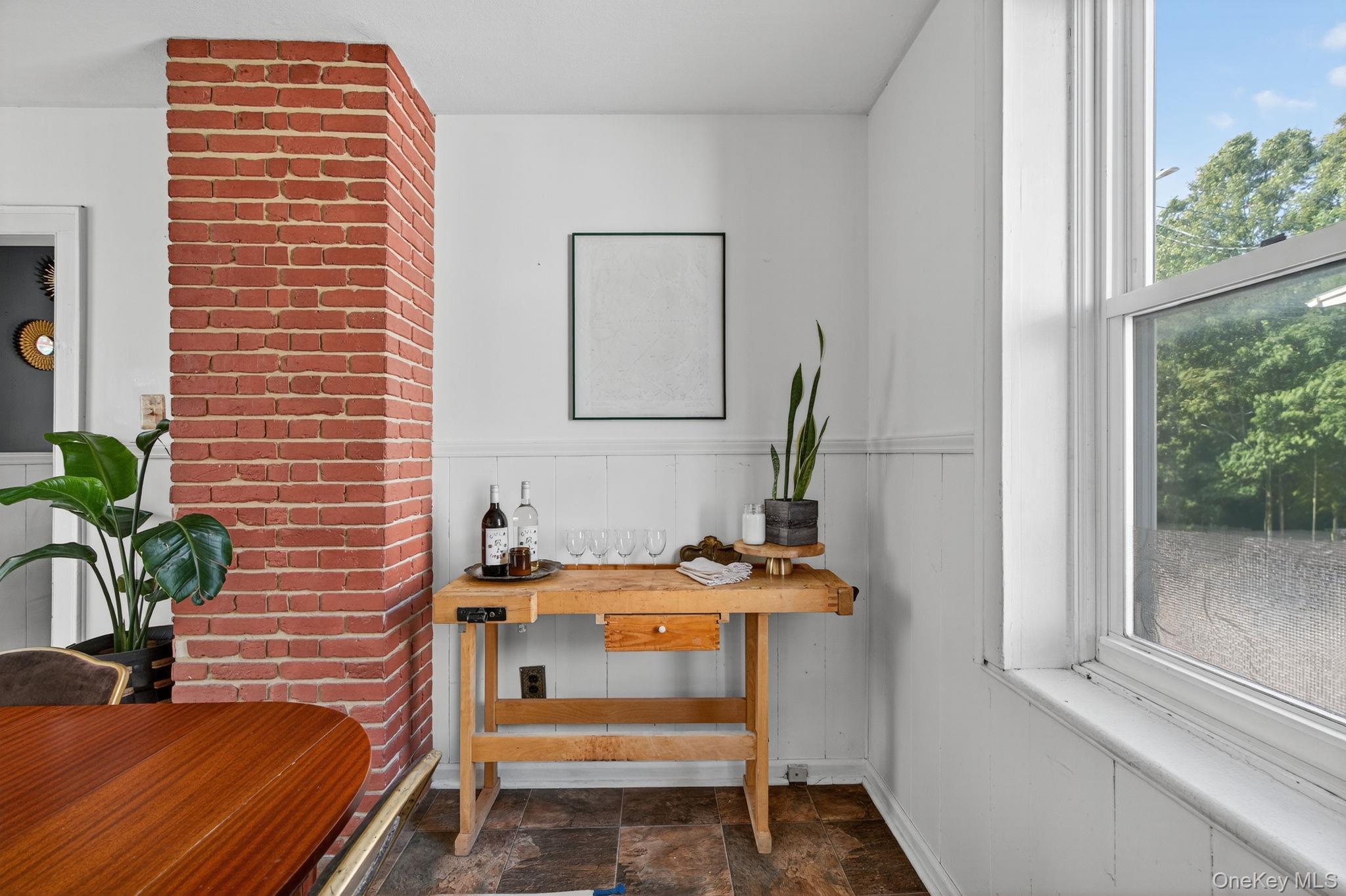 116 2nd Street, Port Ewen, NY 12417