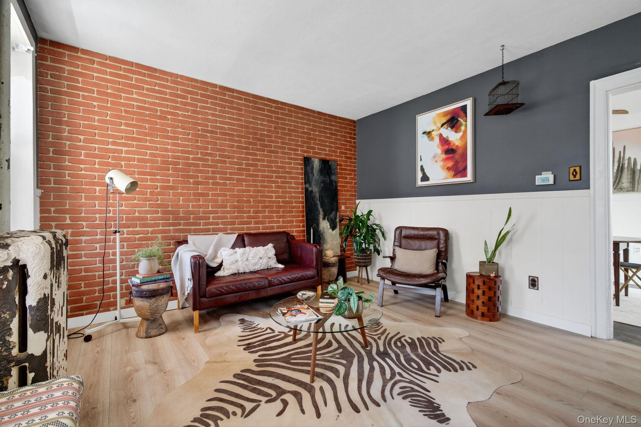 116 2nd Street, Port Ewen, NY 12417