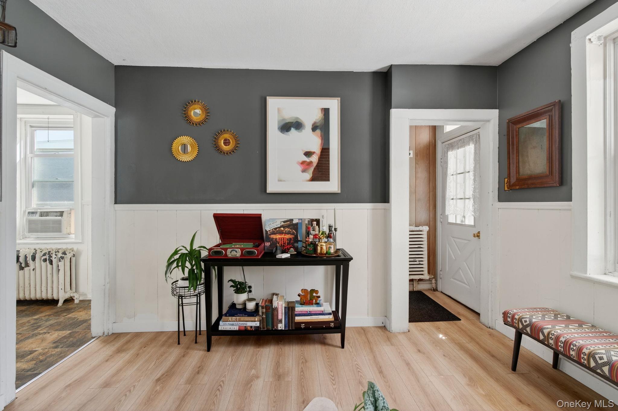 116 2nd Street, Port Ewen, NY 12417