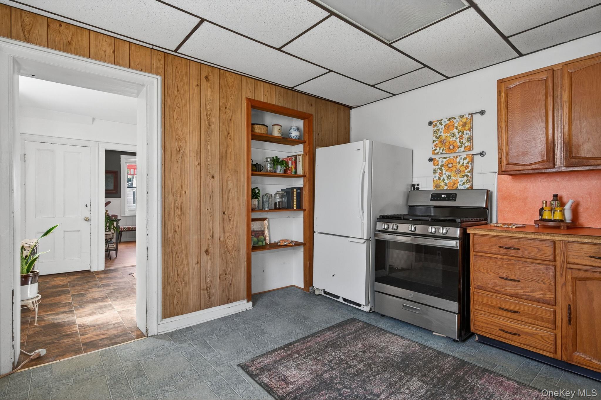 116 2nd Street, Port Ewen, NY 12417