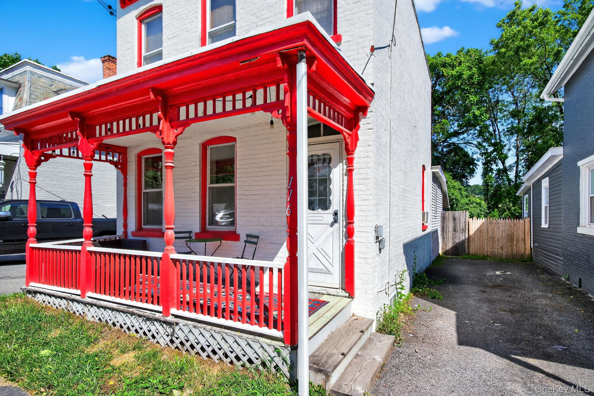 116 2nd Street, Port Ewen, NY 12417