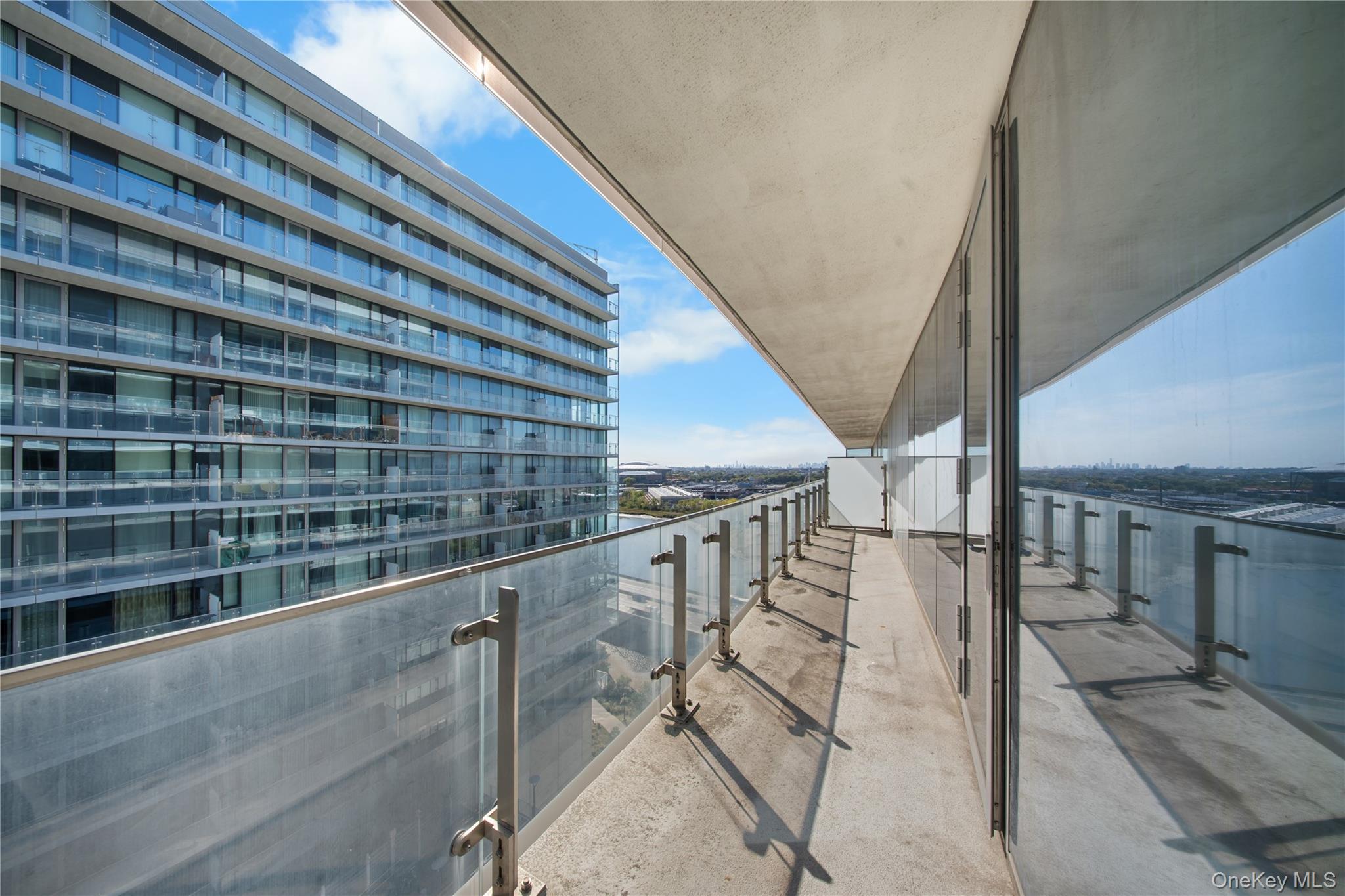 131-05 40th Road # 17M, Flushing, NY 11354