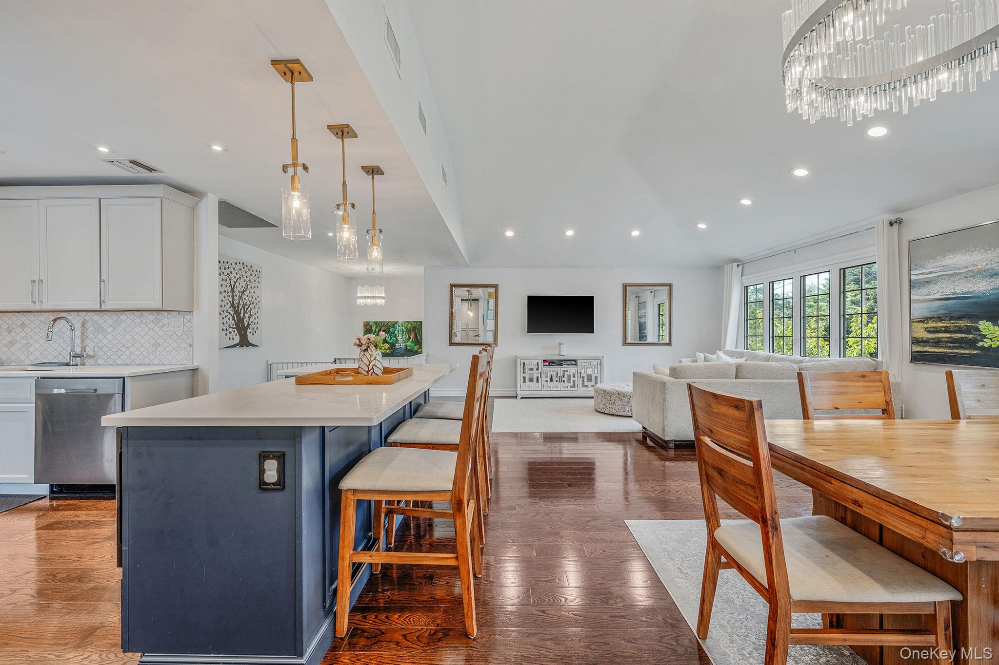 16A Murdock Road, East Rockaway, NY 11518