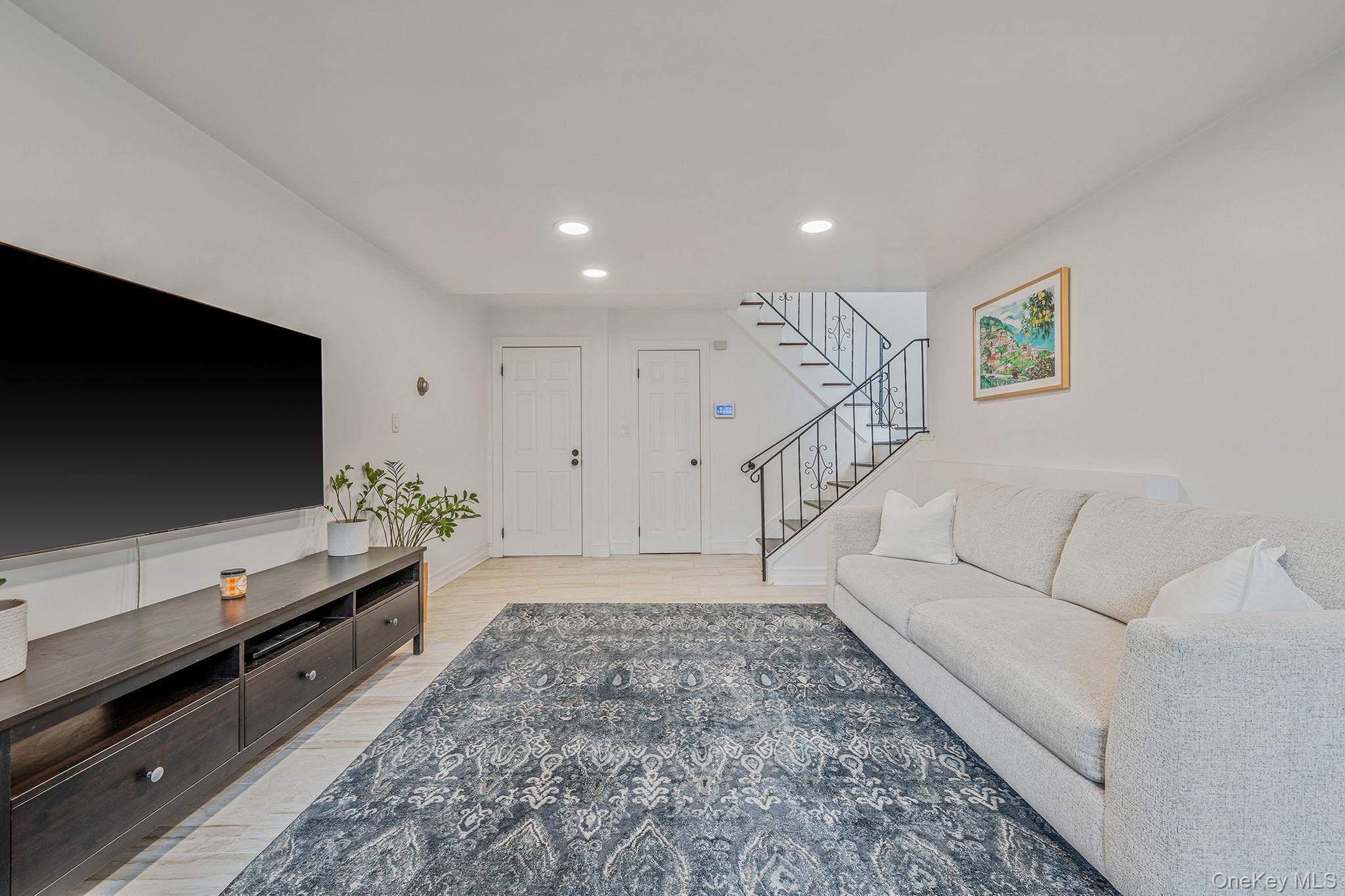 16A Murdock Road, East Rockaway, NY 11518