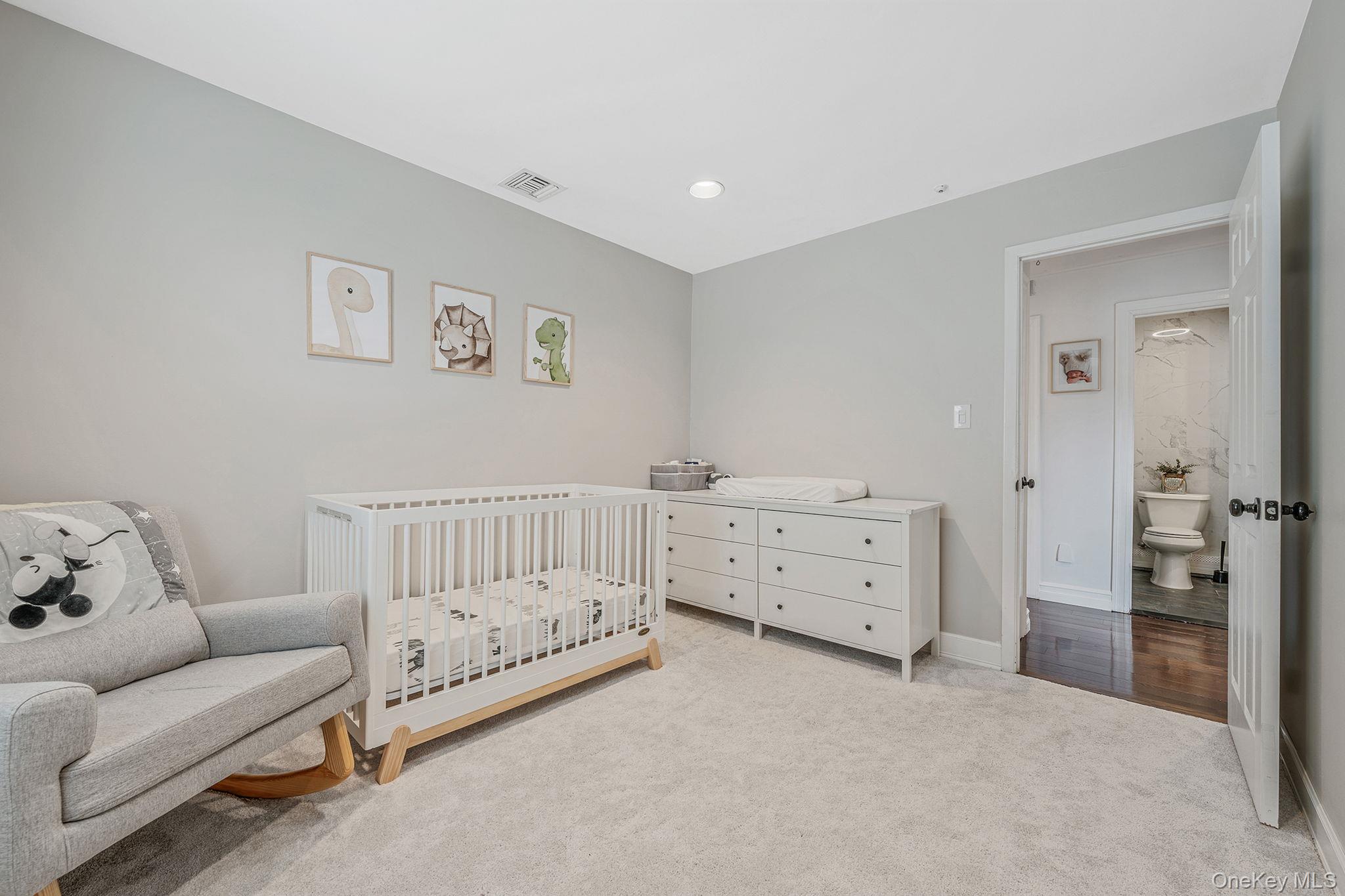 16A Murdock Road, East Rockaway, NY 11518