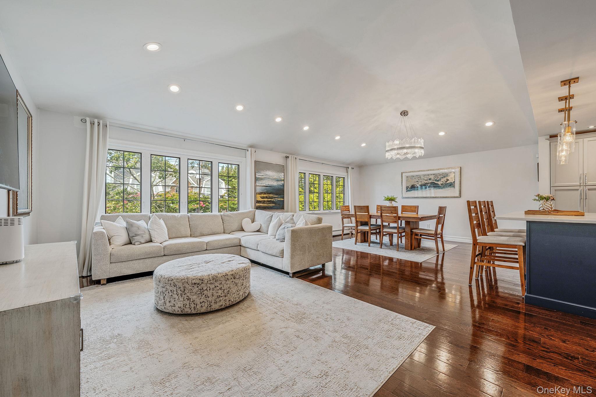 16A Murdock Road, East Rockaway, NY 11518