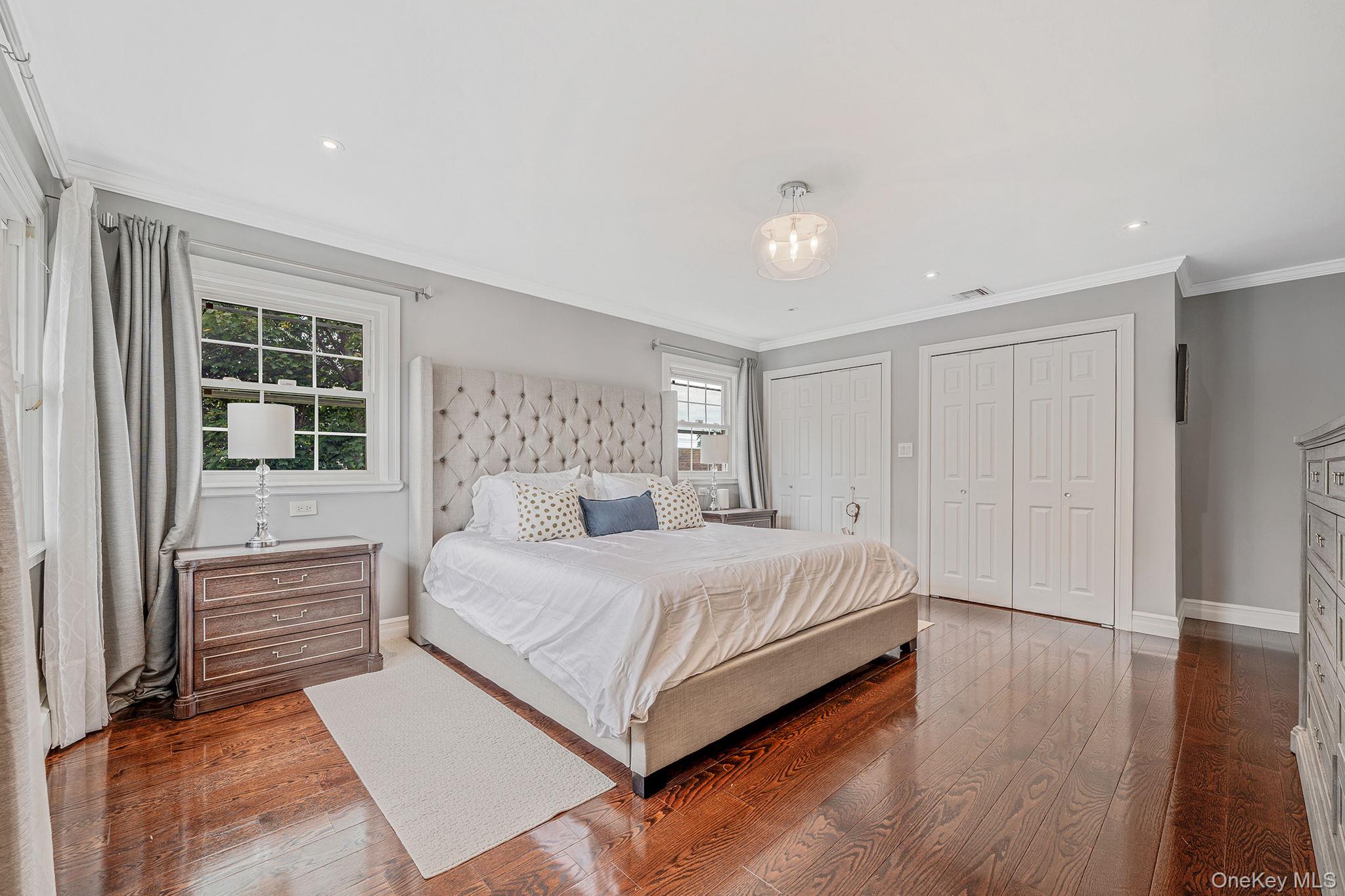 16A Murdock Road, East Rockaway, NY 11518