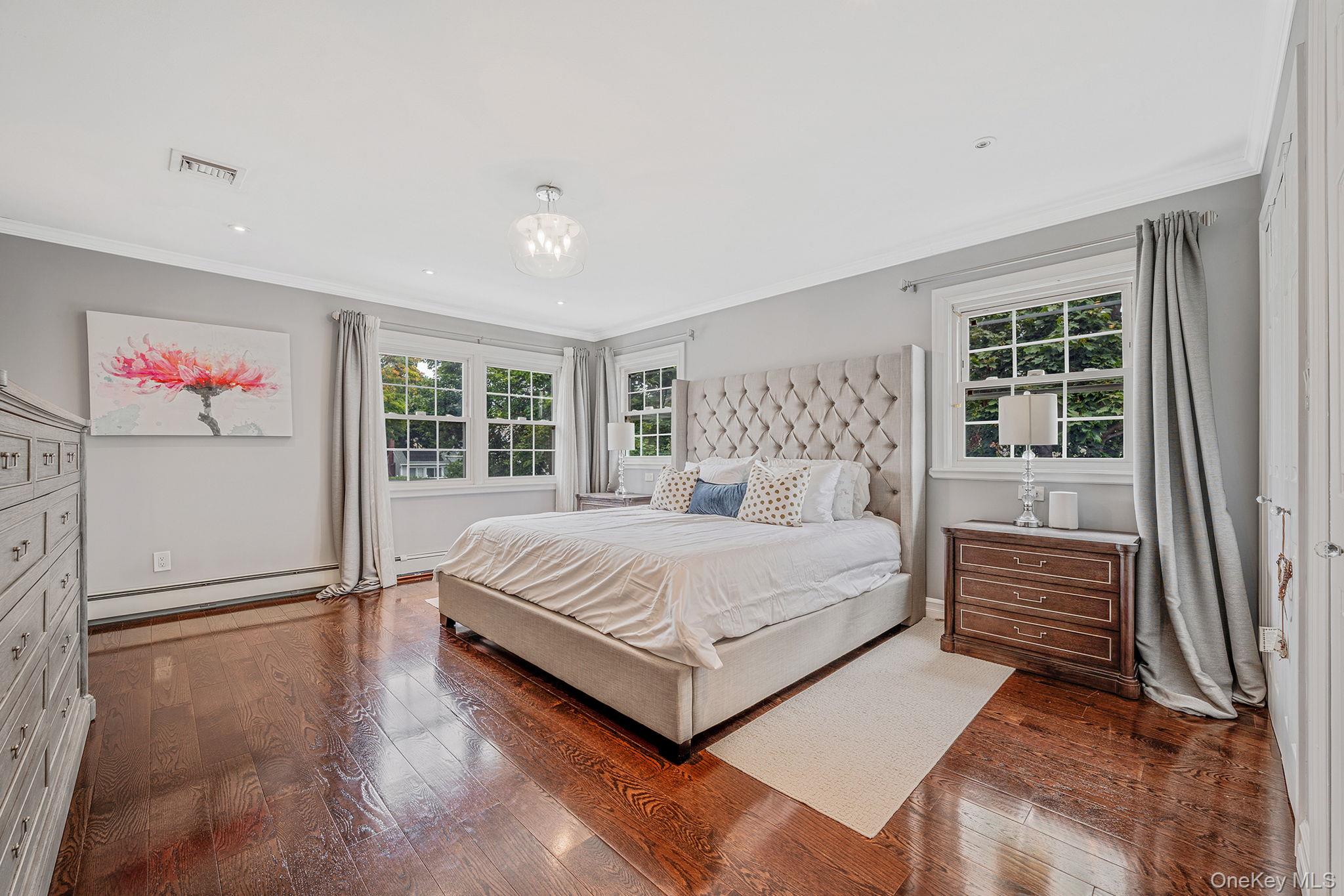 16A Murdock Road, East Rockaway, NY 11518