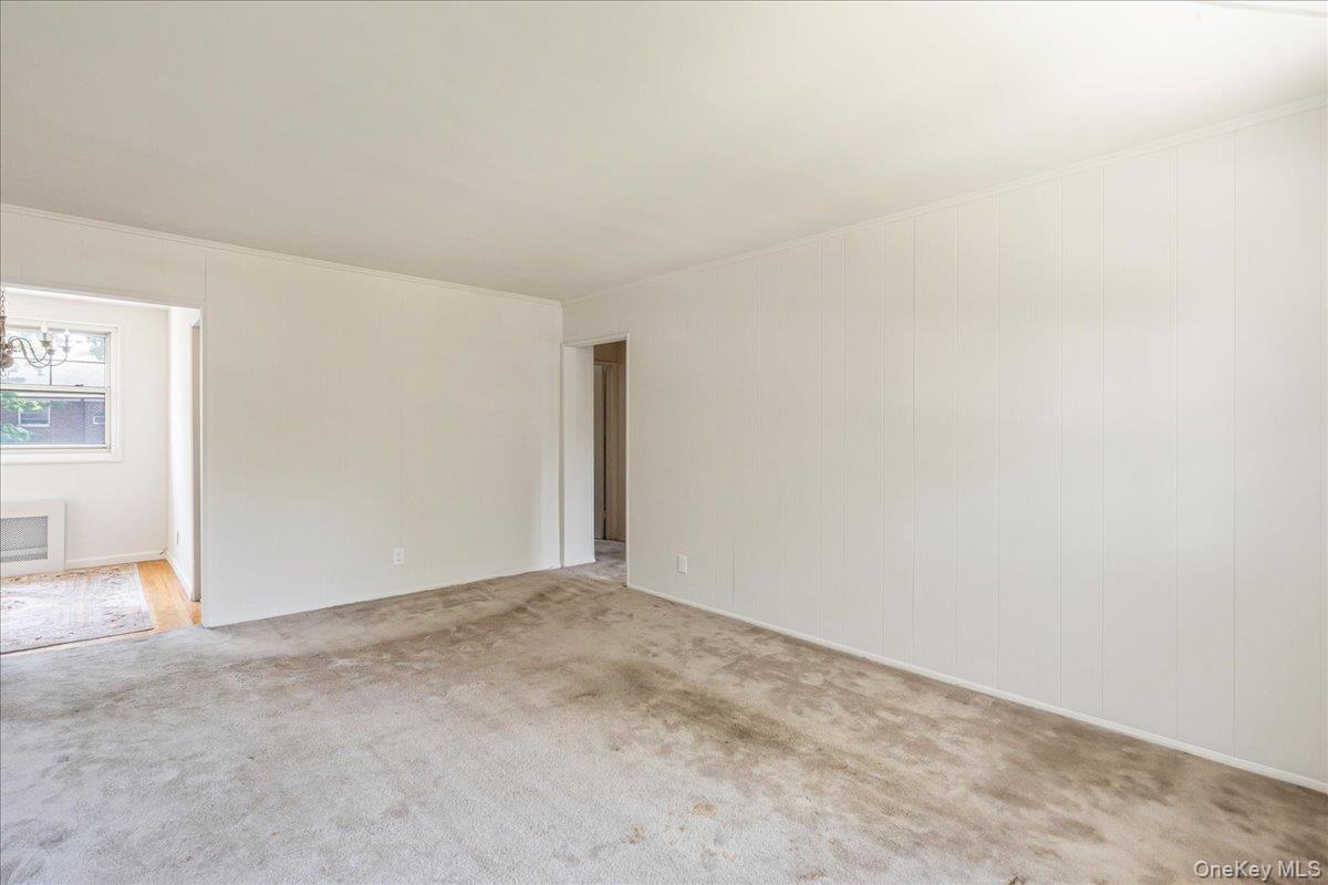 61-25 255th Street # 980, Little Neck, NY 11362