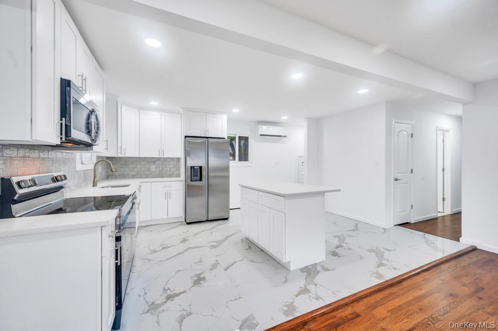 118 S 31st Street, Wyandanch, NY 11798