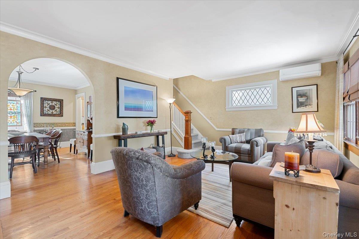 2100 Ambrose Court, North Baldwin, NY 11510