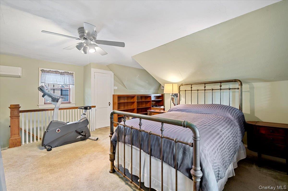 2100 Ambrose Court, North Baldwin, NY 11510