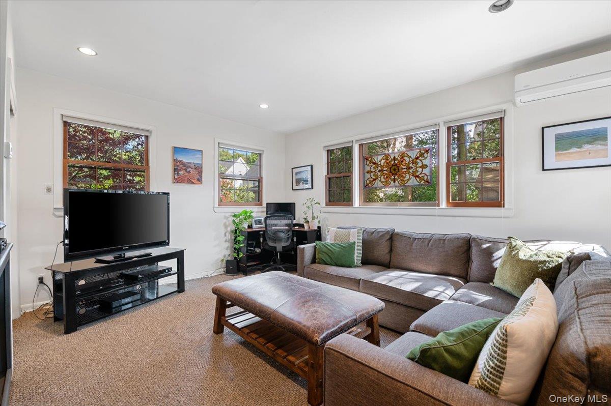 2100 Ambrose Court, North Baldwin, NY 11510