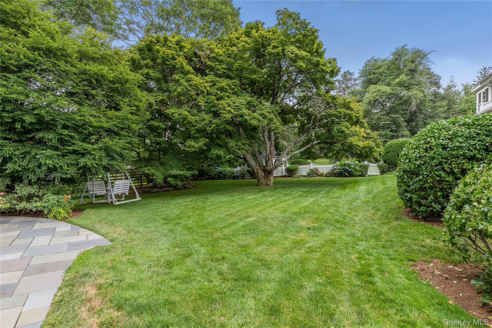 10 Eastview Lane, Old Brookville, NY 11545