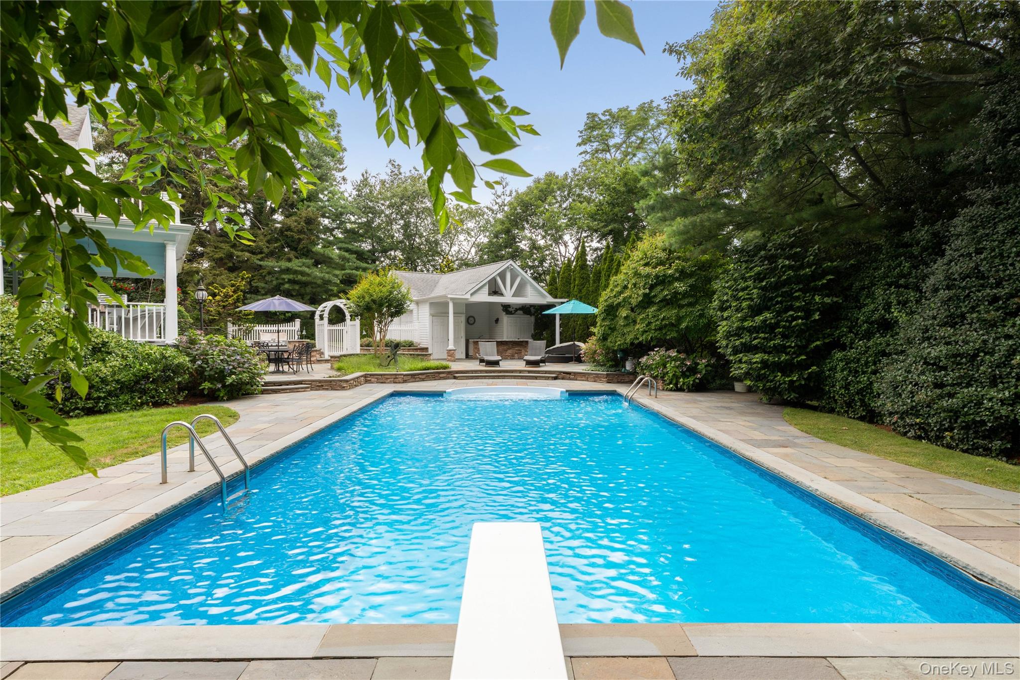 10 Eastview Lane, Old Brookville, NY 11545