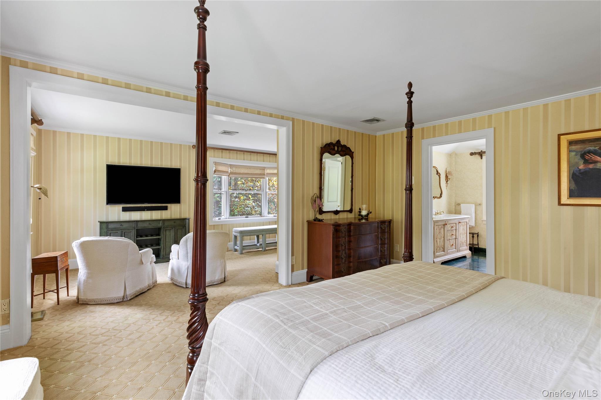 10 Eastview Lane, Old Brookville, NY 11545