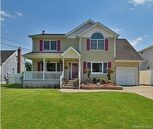 West Babylon, NY 11704