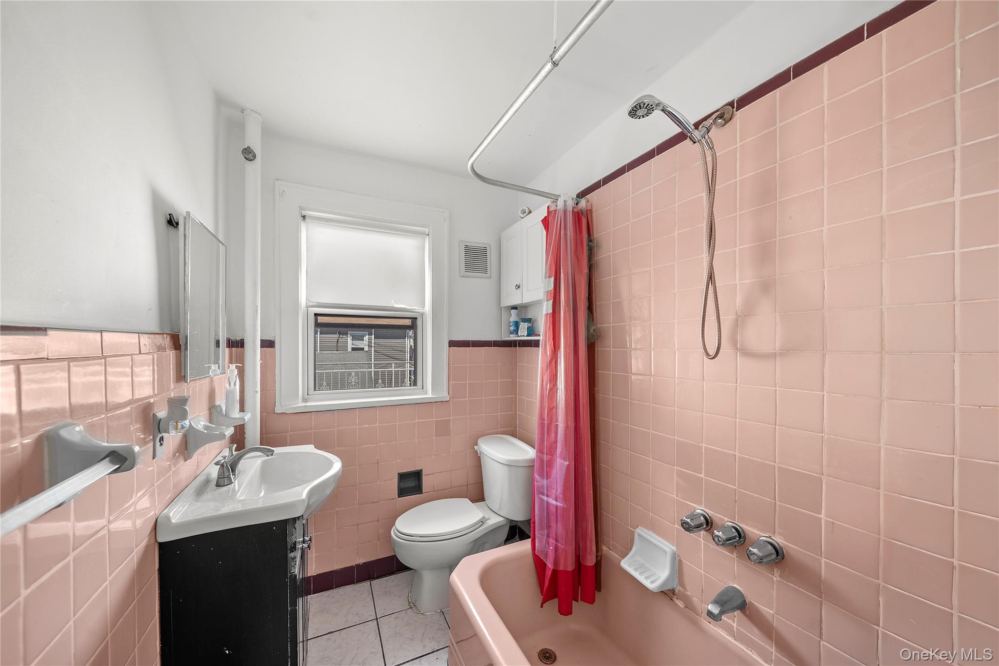 152-19 85th Drive, Briarwood, NY 11432